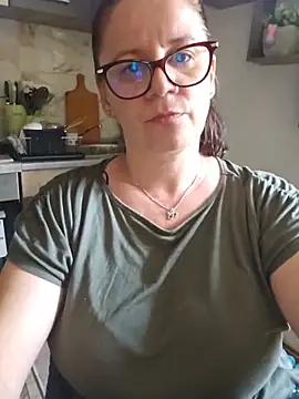 Snapshot of KristenVega chatting on June 22, 2:14 pm KristenVega online show from June 22, 2:14 pm