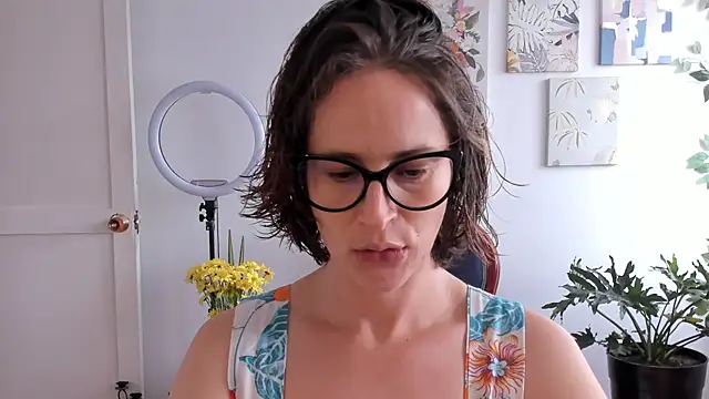 cuddlingbunny online show from May 23, 7:40 pm