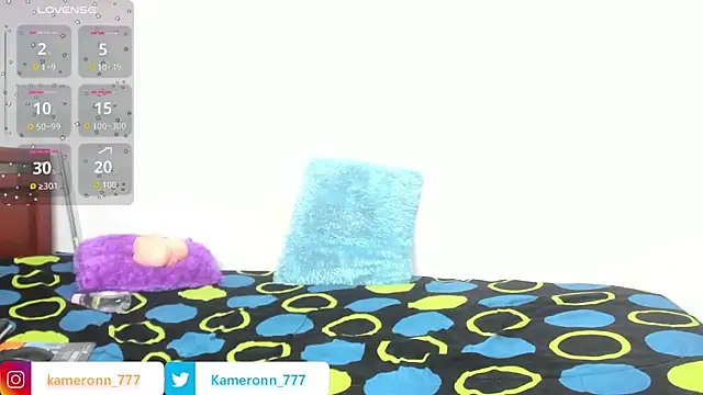 Snapshot of Kameronn_777 chatting on November 23, 1:49 am Kameronn 777 online show from November 23, 1:49 am