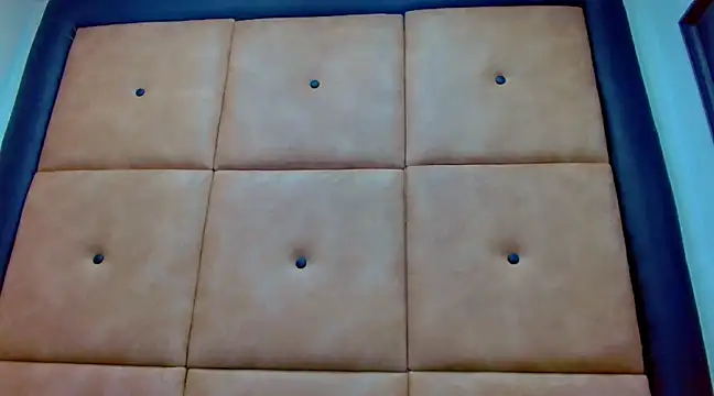 Sr BonnyEthan online show from December 28, 1:49 pm