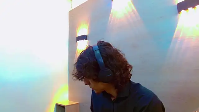 Sr BonnyEthan online show from September 10, 1:44 pm