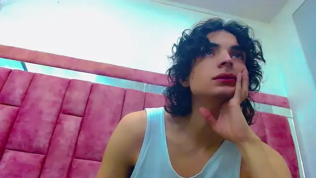 Sr BonnyEthan online show from October 18, 1:56 pm