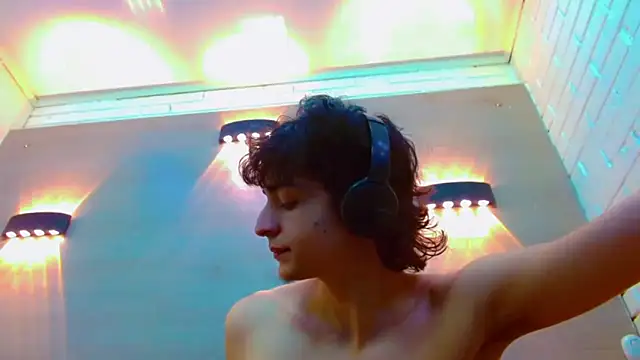 Sr BonnyEthan online show from November 25, 1:55 pm