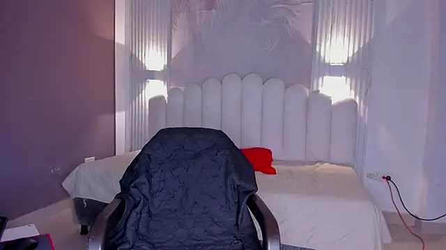 NastassjaCandy online show from January 10, 7:48 pm