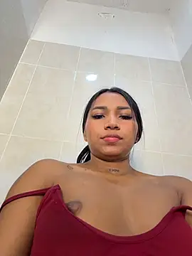 Barbiebrunette  online show from July 17, 4:30 am