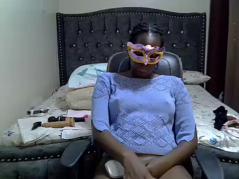 Snapshot of QueenJelly_Sexy chatting on March 10, 10:55 pm QueenJelly Sexy online show from March 10, 10:55 pm