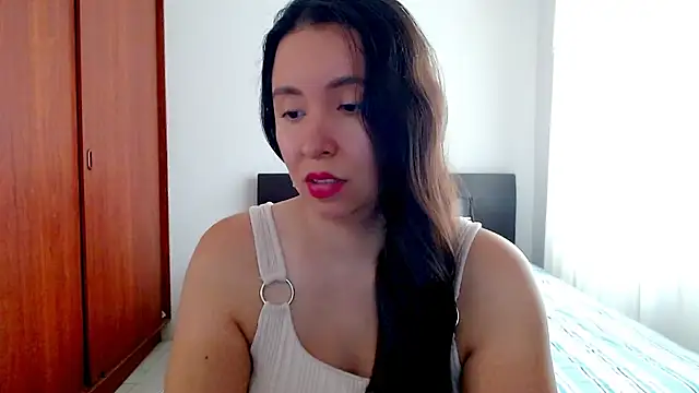 emely sexx20 online show from November 29, 5:27 pm