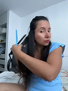 emely sexx20 online show from June 17, 10:43 pm