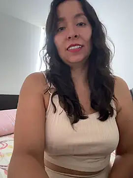 emely sexx20 online show from June 30, 10:44 pm