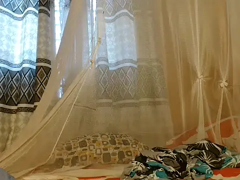 Snapshot of titi_fiesta chatting on March 16, 1:48 pm titi fiesta online show from March 16, 1:48 pm