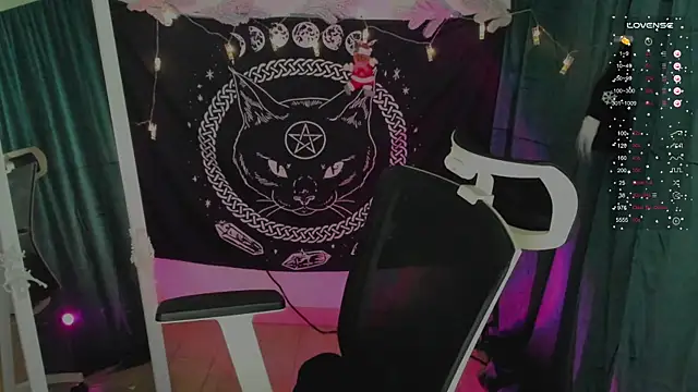 Sam Mystery online show from December 20, 7:39 pm