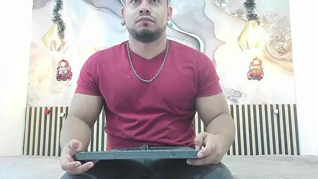 BrianMalonee online show from December 17, 12:00 pm