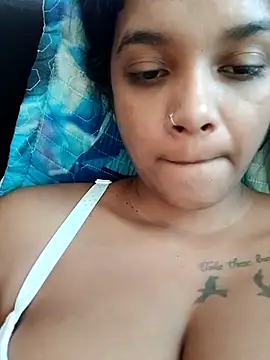 Indianqueen03 online show from January 15, 1:26 pm