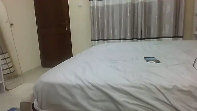 Fine assie online show from November 10, 4:28 pm