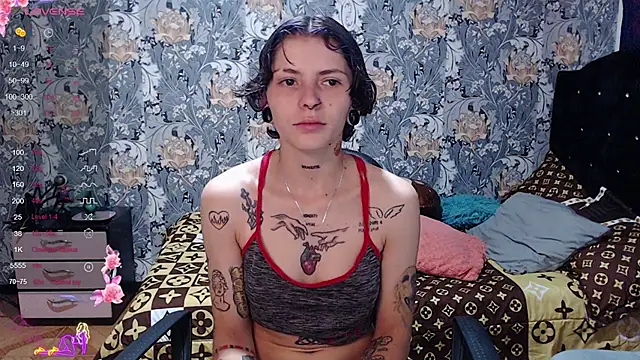 pretty cristal69 online show from May 1, 12:54 pm