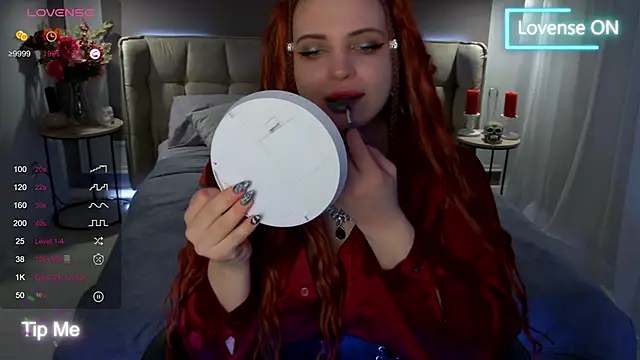 Miss Maya Mils online show from March 18, 1:00 am