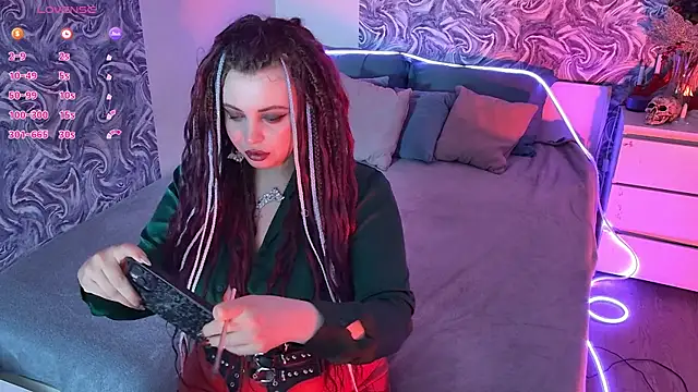 Snapshot of Miss_Maya_Mils chatting on June 8, 1:09 am Miss Maya Mils online show from June 8, 1:09 am