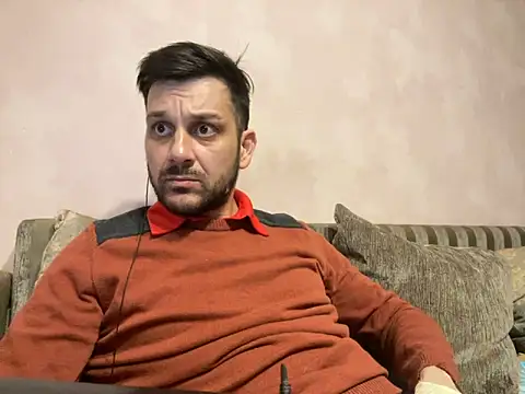 Snapshot of MaeltraJoy chatting on February 2, 5:59 pm MaeltraJoy online show from February 2, 5:59 pm