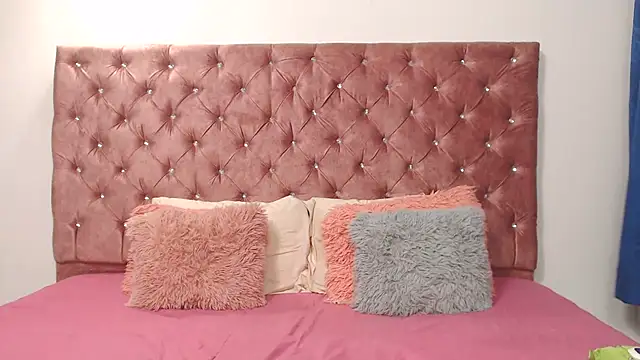 Snapshot of SsofiCollins chatting on March 1, 4:58 am SsofiCollins online show from March 1, 4:58 am