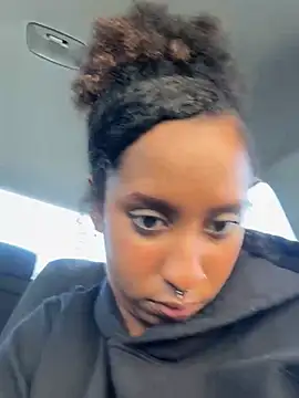 Your Paris online show from March 10, 8:56 pm