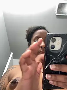 Your Paris online show from March 12, 12:53 am