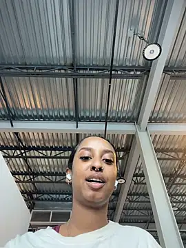 Your Paris online show from January 31, 7:11 pm