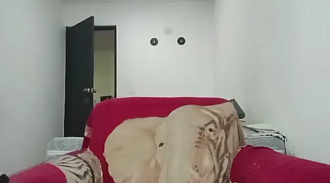 Snapshot of lucydreamm chatting on January 24, 2:28 am lucydreamm online show from January 24, 2:28 am