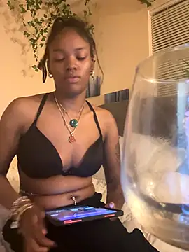 Snapshot of magicalc00ch chatting on September 10, 7:30 am magicalc00ch online show from September 10, 7:30 am