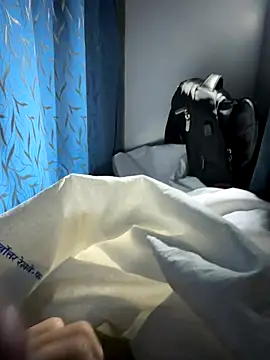 yadavindra85 online show from November 20, 7:02 pm