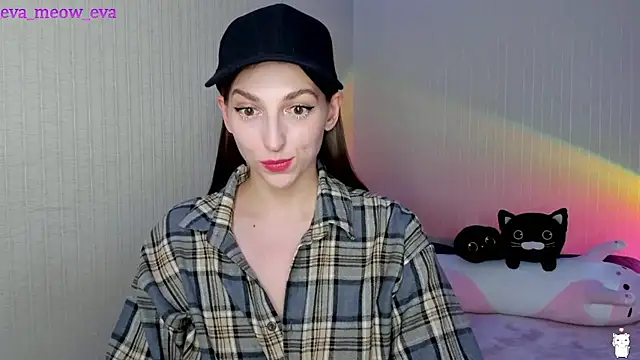 Snapshot of Meow_Eva_Meow chatting on December 6, 12:45 am Meow Eva Meow online show from December 6, 12:45 am