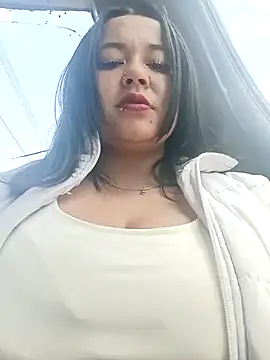 Snapshot of Cristal__04 chatting on January 10, 3:58 pm Cristal 04 online show from January 10, 3:58 pm
