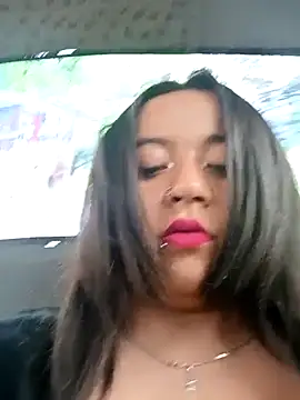 Snapshot of Cristal__04 chatting on March 17, 2:56 pm Cristal 04 online show from March 17, 2:56 pm