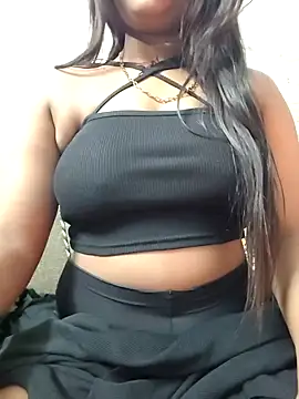 Snapshot of MohiniHott chatting on January 22, 11:45 am MohiniHott online show from January 22, 11:45 am