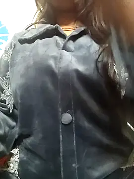 Snapshot of MohiniHott chatting on February 2, 3:17 pm MohiniHott online show from February 2, 3:17 pm