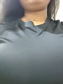 Snapshot of MohiniHott chatting on June 7, 5:44 am MohiniHott online show from June 7, 5:44 am