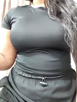 Snapshot of MohiniHott chatting on June 8, 5:41 am MohiniHott online show from June 8, 5:41 am