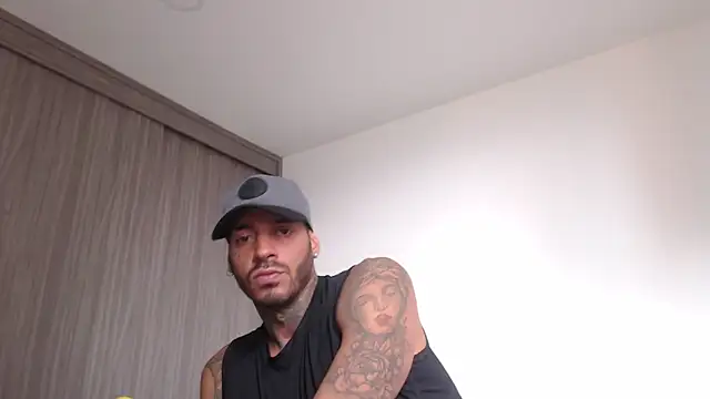 mulatos16 online show from December 16, 5:54 pm