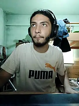 Snapshot of kleineid77 chatting on September 17, 1:46 pm kleineid77 online show from September 17, 1:46 pm