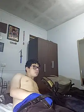 Snapshot of Josudaln2 chatting on December 3, 7:38 am Josudaln2 online show from December 3, 7:38 am