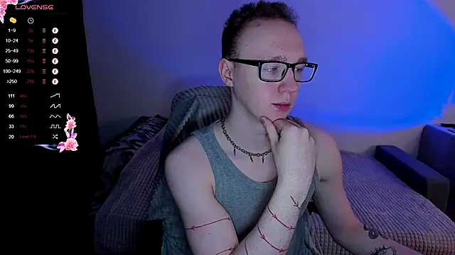 Alex silents online show from December 5, 3:20 pm