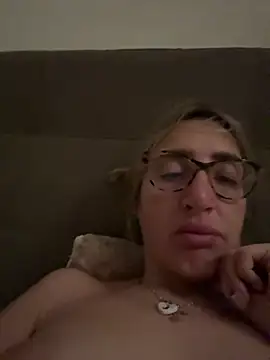 casalinga88 online show from March 18, 1:53 am