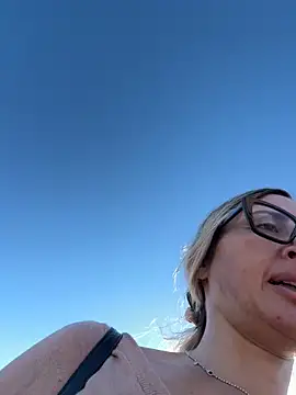 casalinga88 online show from September 19, 6:26 am