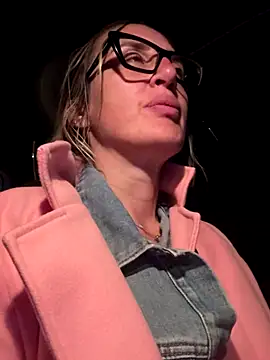 casalinga88 online show from October 25, 9:09 pm