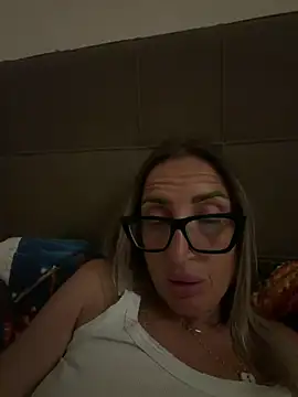 casalinga88 online show from July 25, 11:35 pm