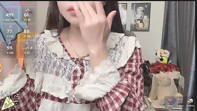 Snapshot of Berrysweet_68 chatting on February 24, 7:33 am Berrysweet 68 online show from February 24, 7:33 am