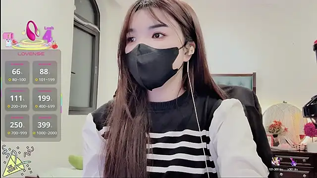 Snapshot of Berrysweet_68 chatting on November 19, 2:06 pm Berrysweet 68 online show from November 19, 2:06 pm