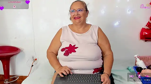 BBW salome online show from June 16, 7:49 pm