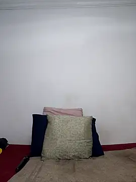 Snapshot of Curvy_sluty chatting on November 20, 5:51 am Curvy sluty online show from November 20, 5:51 am