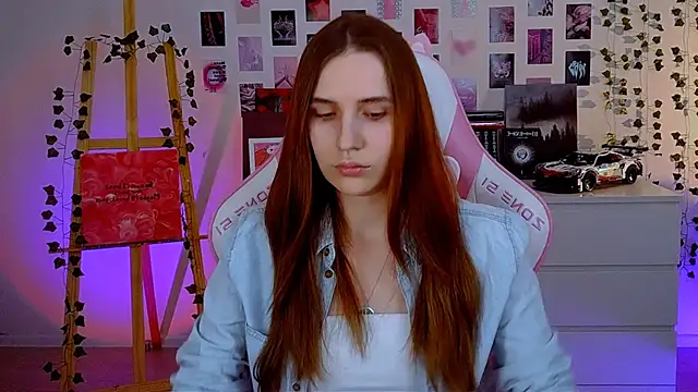 AliceCharmy online show from March 20, 5:15 pm