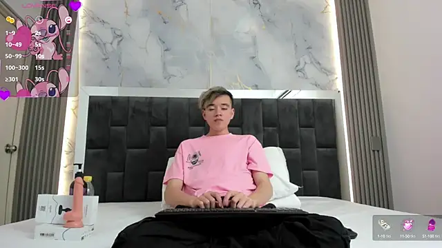 bunny maxi online show from February 9, 3:34 pm